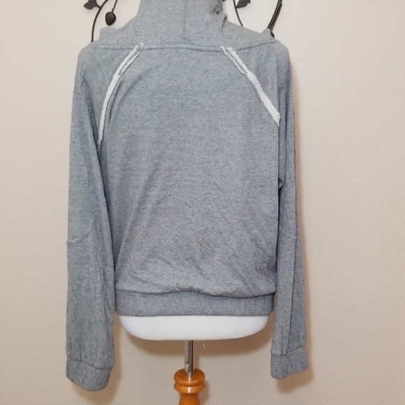 Free People
Kimmie Pullover - Picture 6 of 8